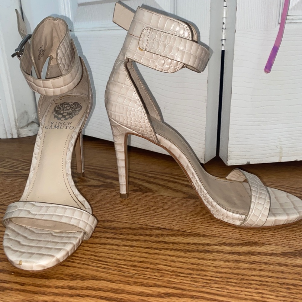 Vince camuto heels